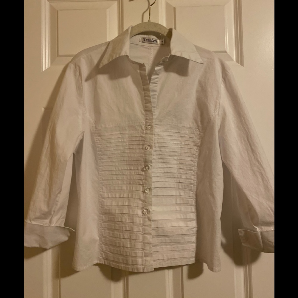 Annabell white blouse.
